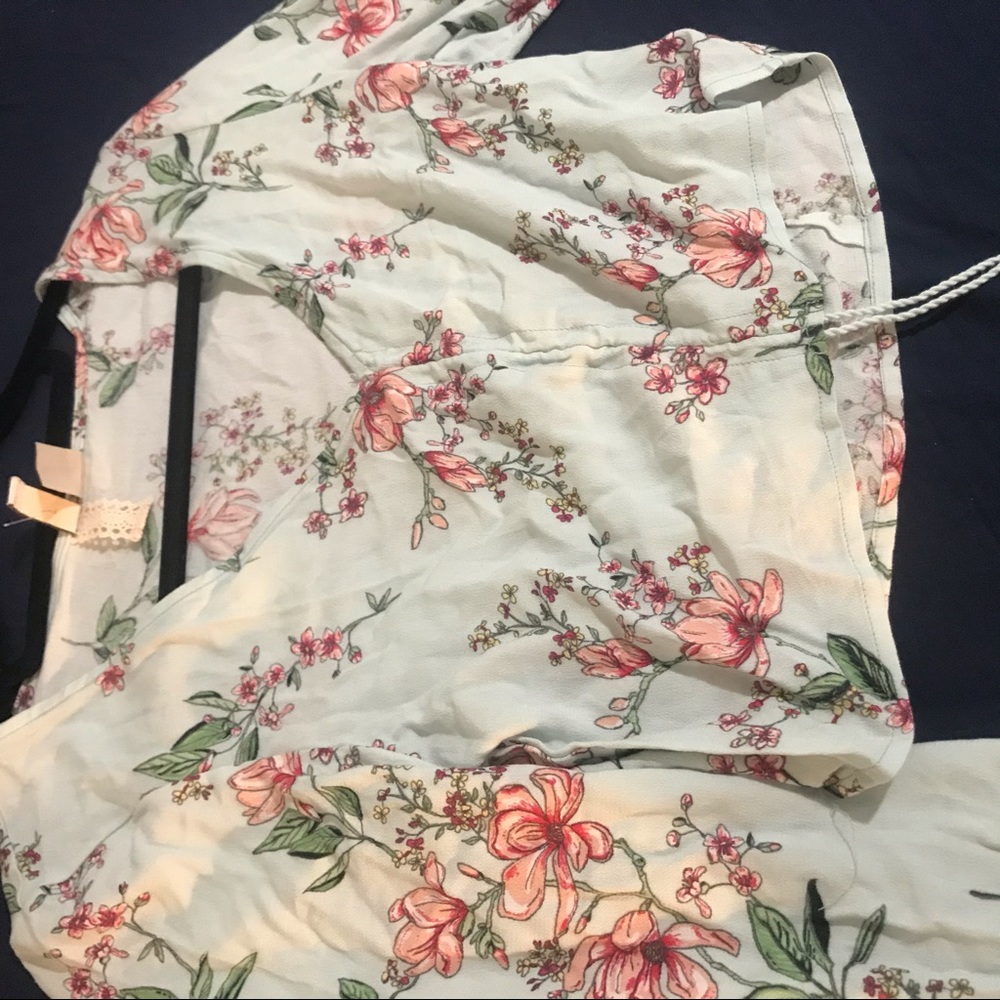 H&M flower mint cropped top